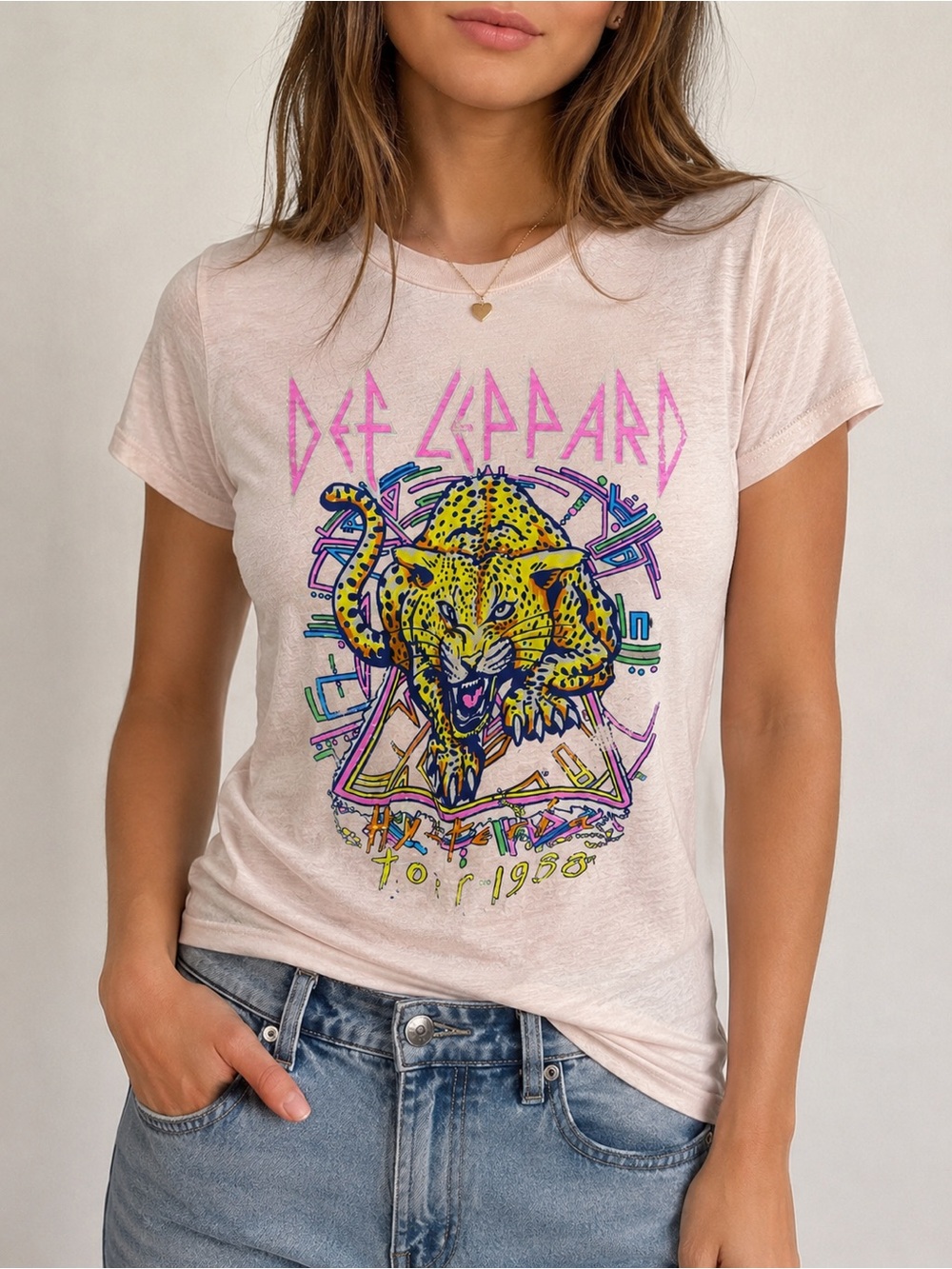 Def Leppard Graphic Tee in Soft Pink (Size S)